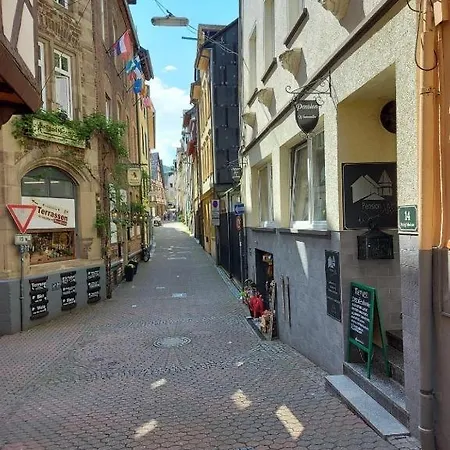 Meyver Apartmán *